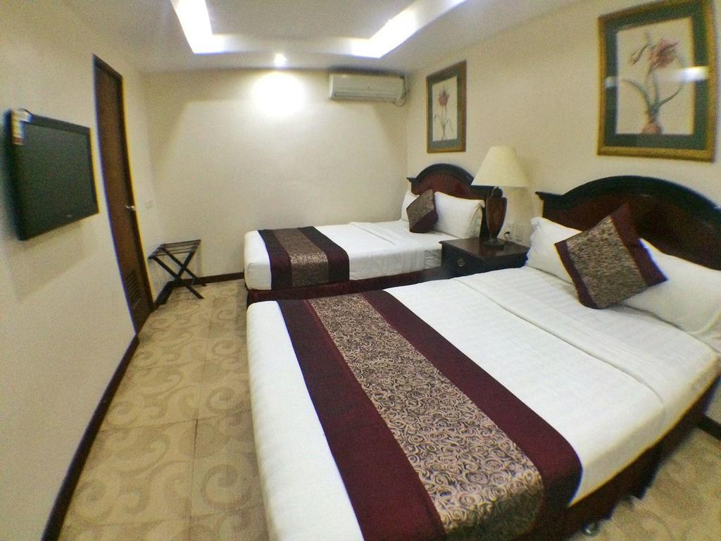 Cindy Kelly Hotel Olongapo Exterior foto
