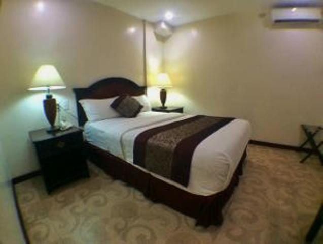 Cindy Kelly Hotel Olongapo Exterior foto